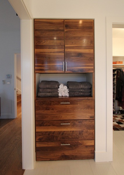 The buildings’ open floor woodworking plans linen cabinet program 